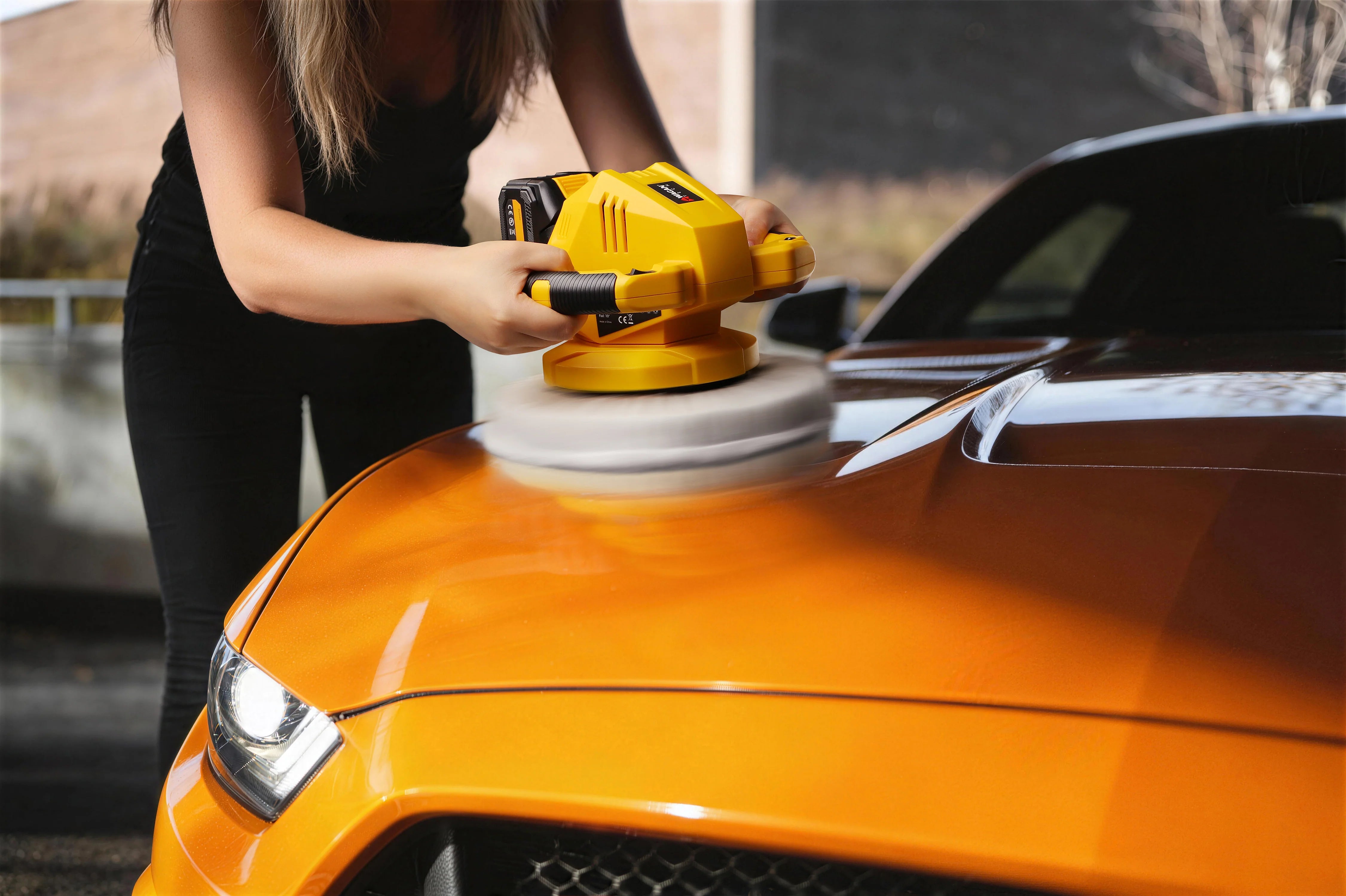 OneVolt Cordless Polisher 10 XL