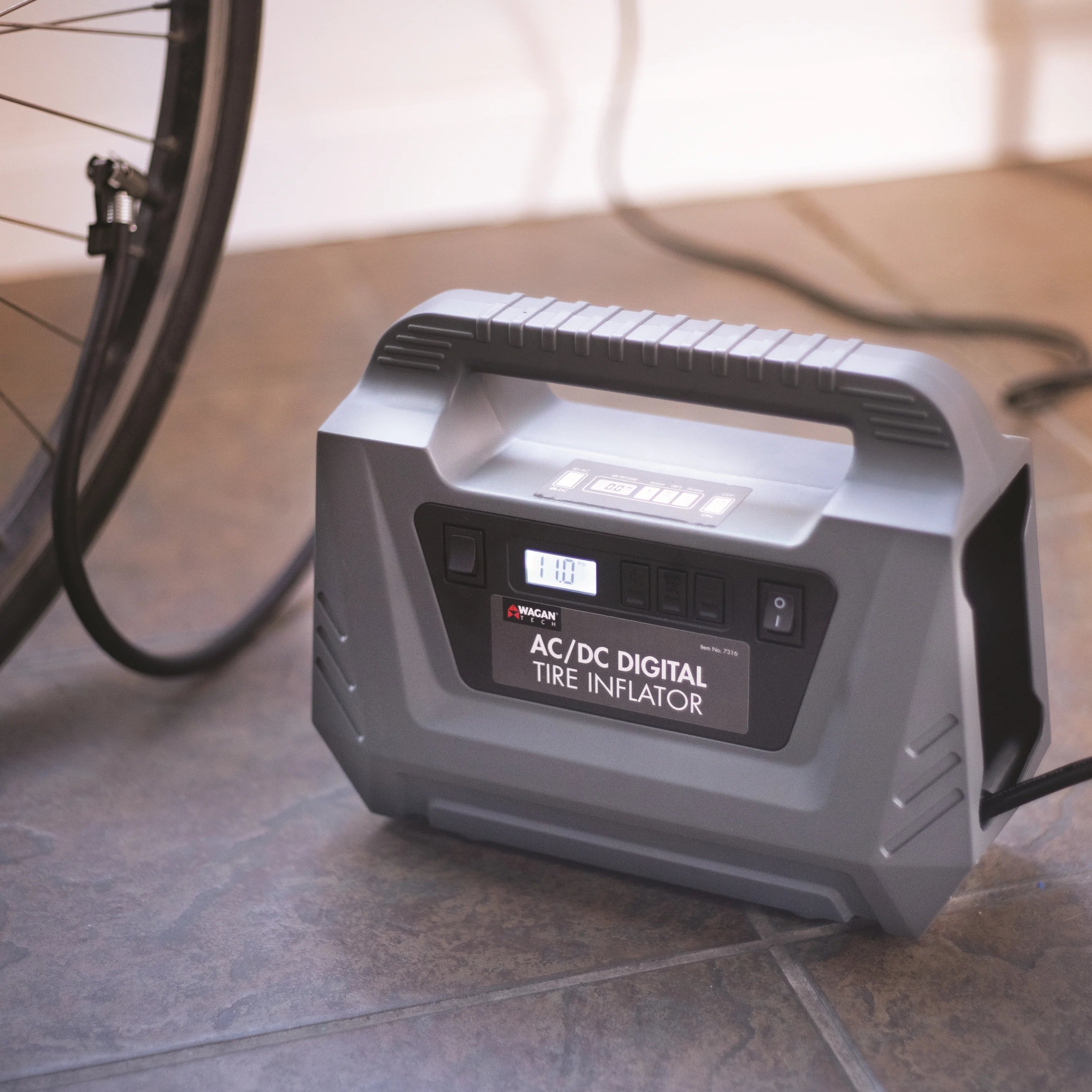 AC/DC Digital Air Compressor